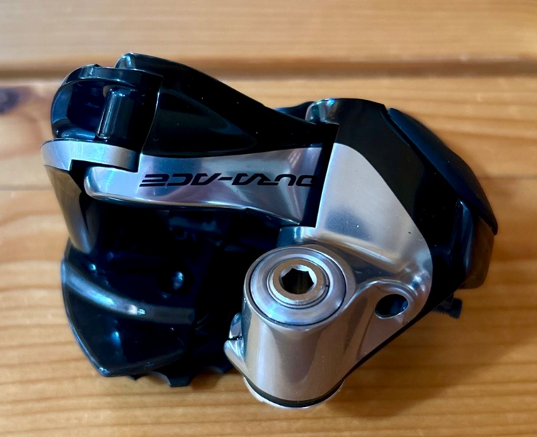 Used Shimano Dura-Ace Di2 RD-9070-SS 11-speed 2024 bike — image 1 of 6