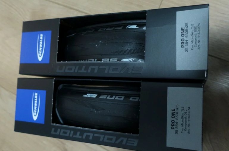 Used Schwalbe Pro One Evo MicroSkin TLE tyre 650B x 25 2025 bike — image 1 of 7