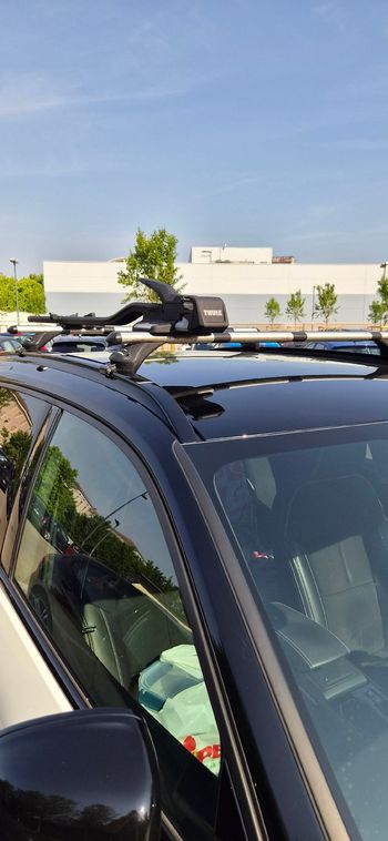 Used Thule Porta bici Top Ride con barre per Volvo XC40 2024 bike — image 2 of 2
