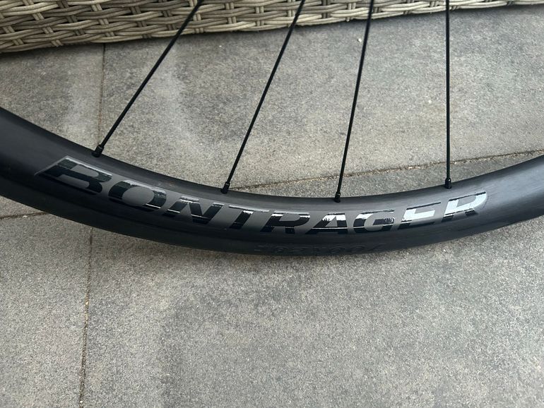 Used Bontrager Paradigm Comp 25 bike — image 4 of 5