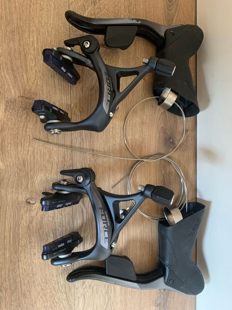 Used Sram Force AXS Shifters and Brakes 2020 bike — image 2 of 5