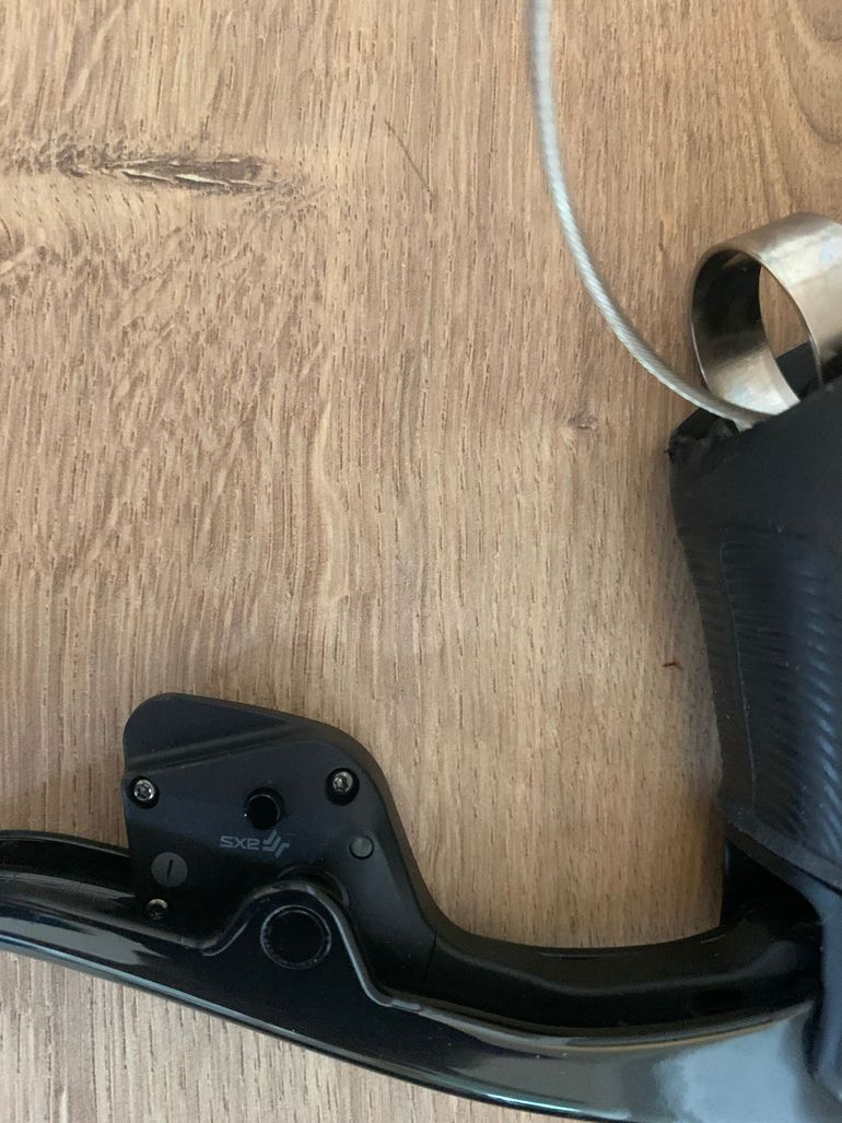 Used Sram Force AXS Shifters and Brakes 2020 bike — image 4 of 5