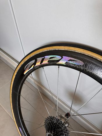 Used Zipp 404 bike — image 2 of 4