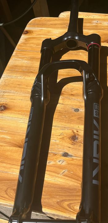 Used RockShox LYRIK BASE 160mm bike — image 2 of 4