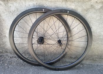 Used Giant SLR 1 42 Carbon Disc Tubeless Wheelset Shimano 2022 bike