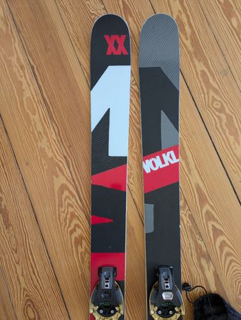 Used Volkl Mantra 184cm Tourenski mit Bindung und Fellen bike — image 4 of 7