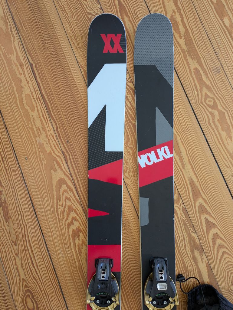 Used Volkl Mantra 184cm Tourenski mit Bindung und Fellen bike — image 4 of 7