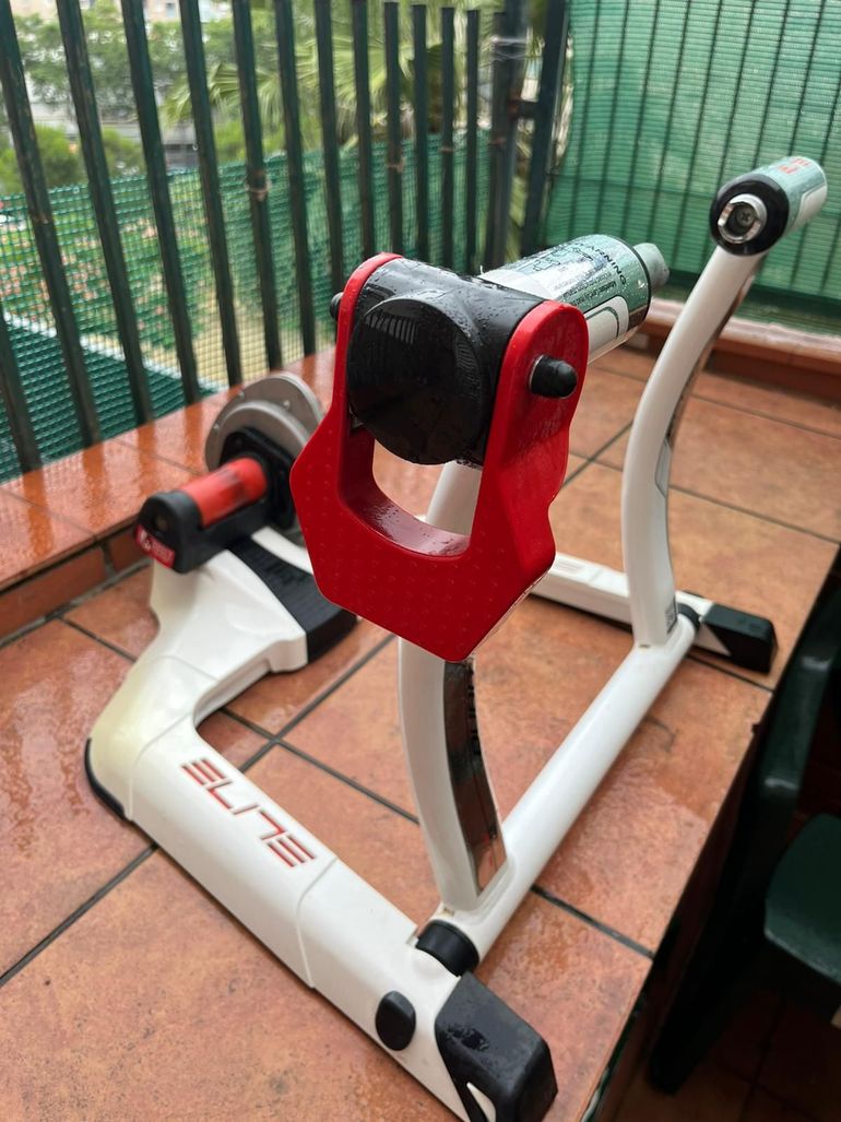 Used Elite Qubo Fluid bike — image 4 of 8
