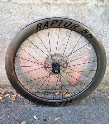 Used Stealth Raptor 55 Carbon Disc WheelsetTubeless Ready Shimano bike — image 5 of 6