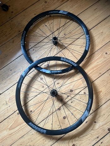 Used Vision Team 35 Tubeless Ready bike — image 3 of 3