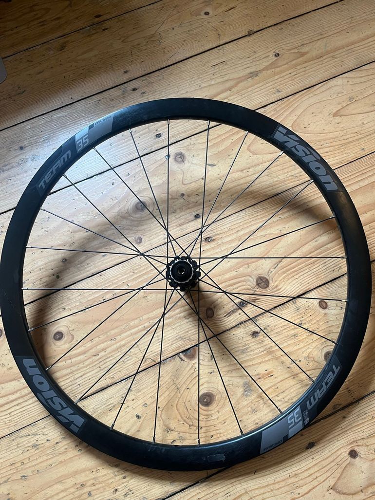 Used Vision Team 35 Tubeless Ready bike — image 2 of 3