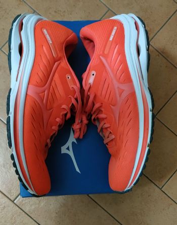 Used Mizuno Wave rider 24 bike — image 4 of 4