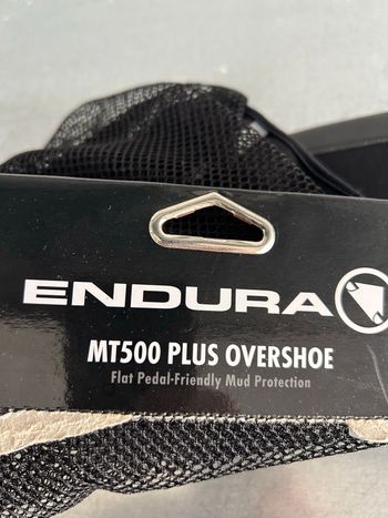 Used Endura MT 500 plus Overshoes 2021 bike — image 3 of 4