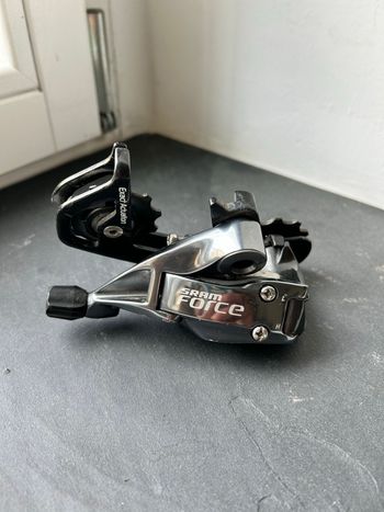 Used Sram Force 22 WiFLi Rear Derailleur Medium Cage 2018 bike