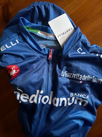 Used Castelli maglia giro d’Italia Mediolanum 2026 bike — image 2 of 3