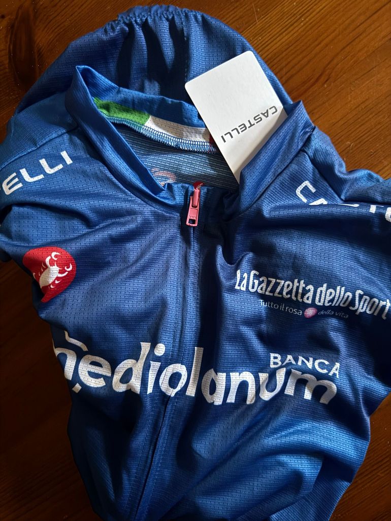 Used Castelli maglia giro d’Italia Mediolanum 2026 bike — image 2 of 3