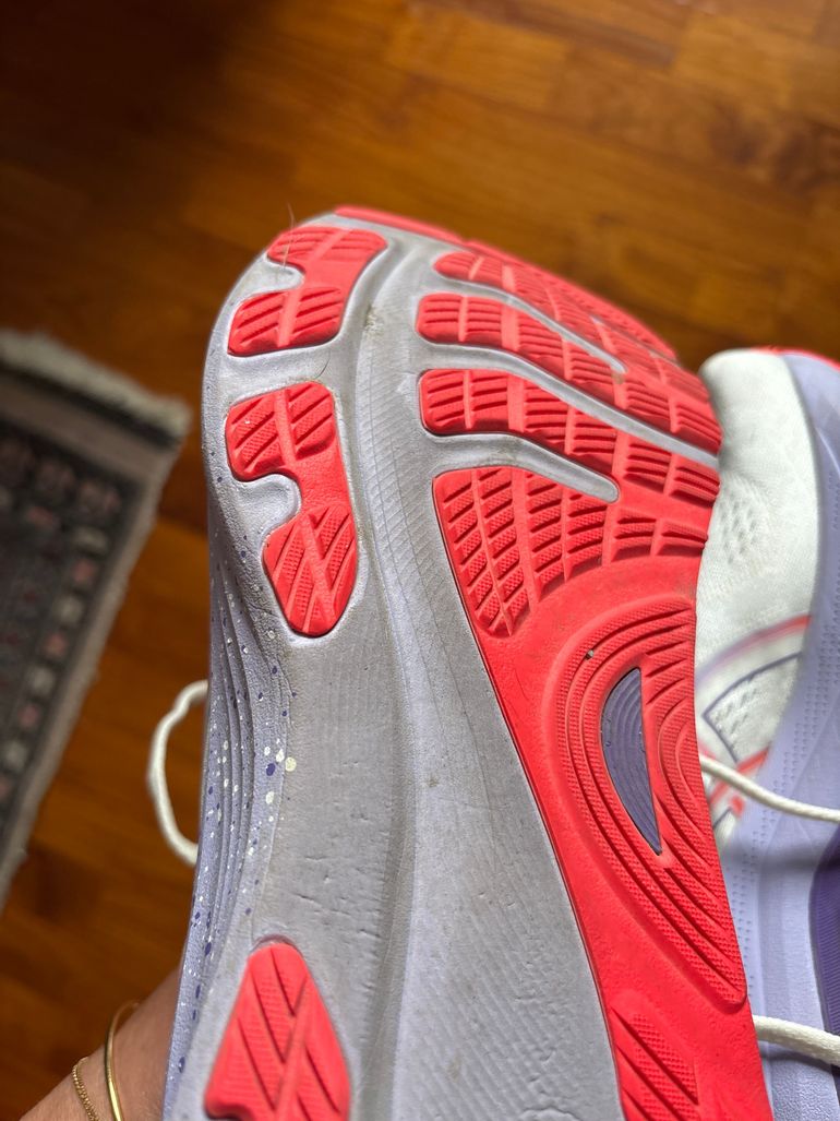 Used Asics Gel Kayano 32 2026 bike — image 3 of 4
