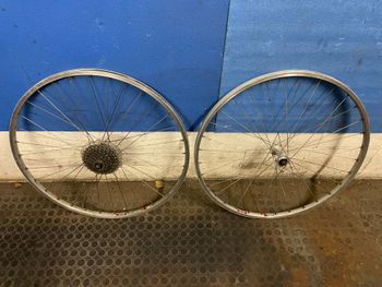 Used Shimano Matrix 26" with Deore DX hubs, 7-speed cassette bike — image 4 of 6