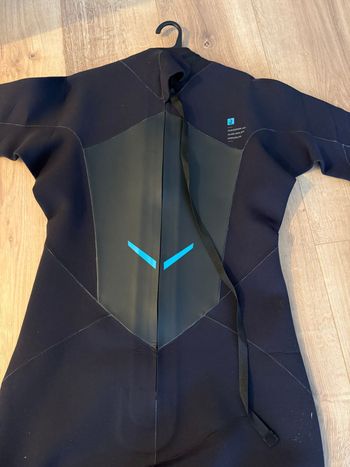 Used Van Rysel combinaison Néoprène 2026 bike — image 2 of 3