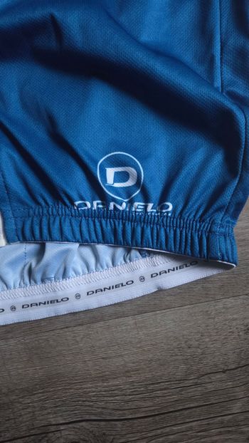 Used Danielo Men's Cycling Jersey Size M 2023 bike — image 5 of 6