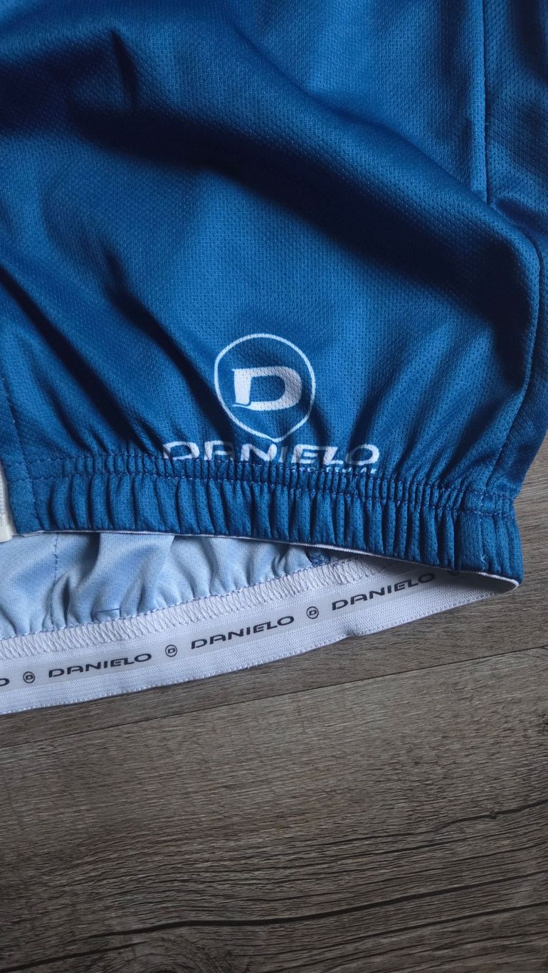 Used Danielo Men's Cycling Jersey Size M 2023 bike — image 5 of 6