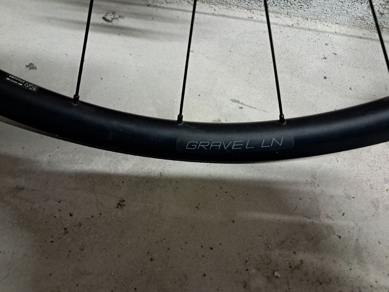 Used Dt Swiss GRAVEL LN CLASSIC db 25 12/100 mm bike — image 2 of 6
