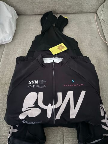 Globe MEN'S PRO TEAM RACE SUIT GLITCH (SYN) 2026 Cycling Clothing usato