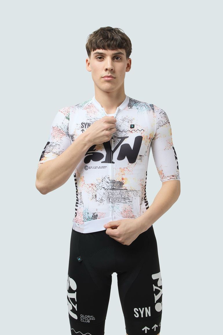 Used Globe MEN'S PRO TEAM RACE SUIT GLITCH (SYN) 2026 bike — image 2 of 4