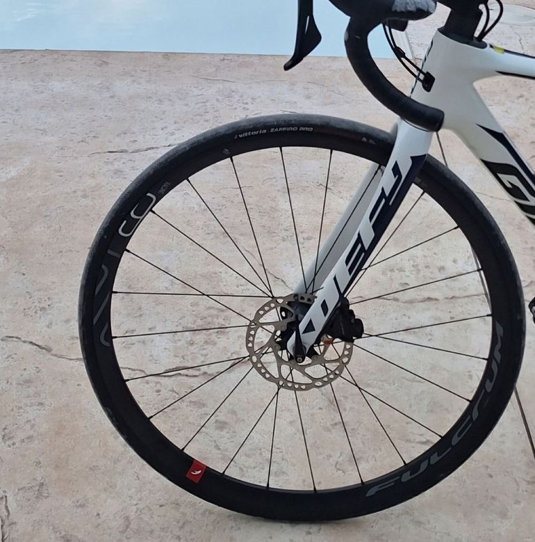 Used Fulcrum Racing 6 bike — image 1 of 5