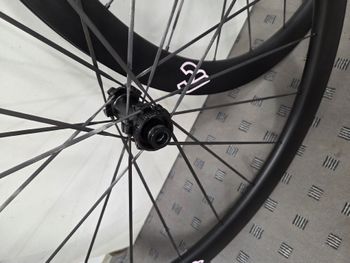 Used Carl z Z45i21SL3 ULTRA 45mm Carbon Laufradsatz 2024 bike — image 3 of 7