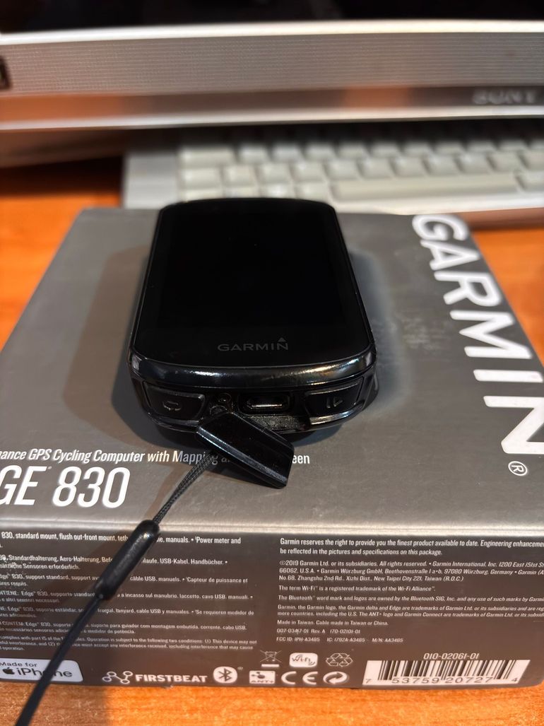 Used Garmin Edge 830 GPS Cycling Computer bike — image 4 of 4
