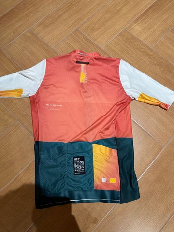 Tweedehands Gobik Maillot bike — afbeelding 2 van 2