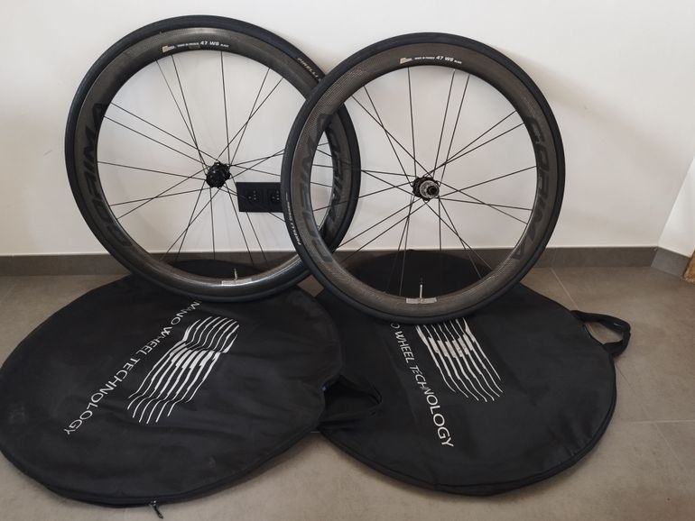 Used Corima WS Black 47mm bike — image 1 of 5