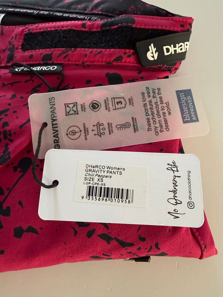 Used Dharco Pantaloni da donna Gravity Pants Chilli Peppers 2025 bike — image 3 of 11