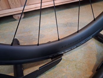 Used Syncros Capital 1.0s 40mm with Schwalbe One TLE Tires and Ultegra 12-speed 11-34 Cassette 2026 bike — image 5 of 6