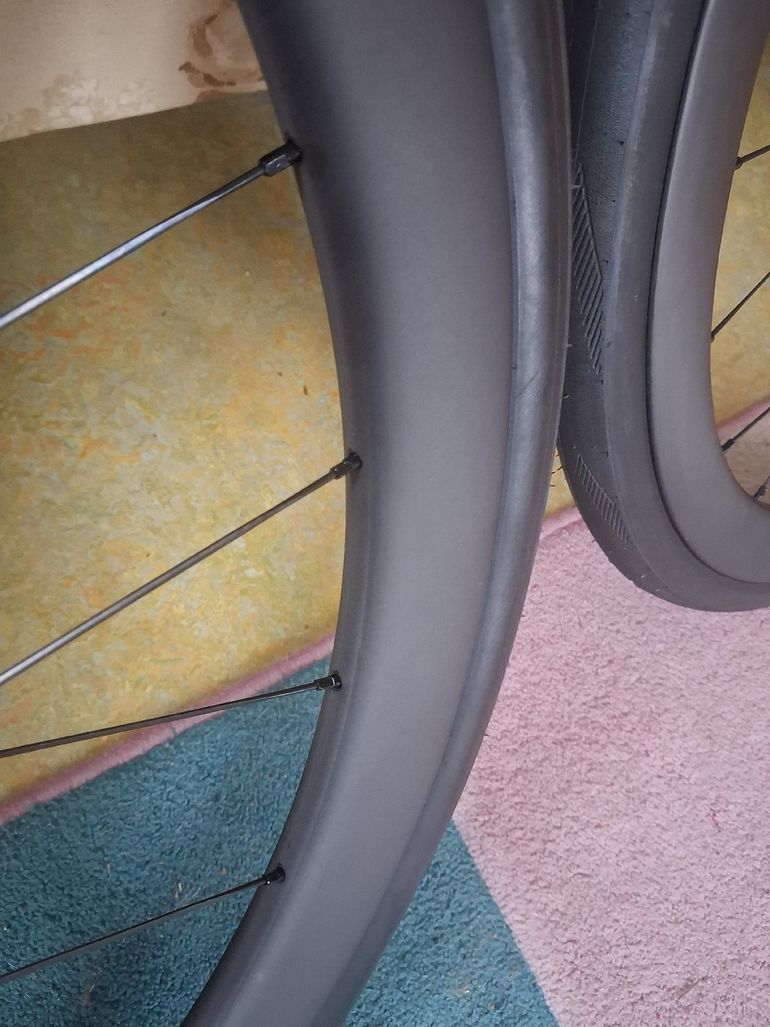 Used Syncros Capital 1.0s 40mm with Schwalbe One TLE Tires and Ultegra 12-speed 11-34 Cassette 2026 bike — image 9 of 11