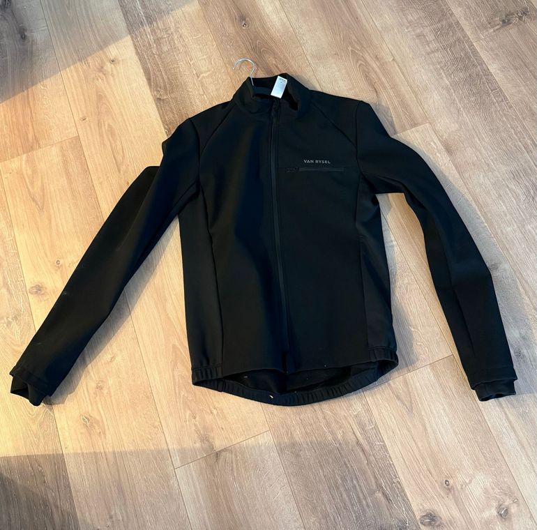 Used Van Rysel veste cyclisme 2025 bike — image 2 of 2