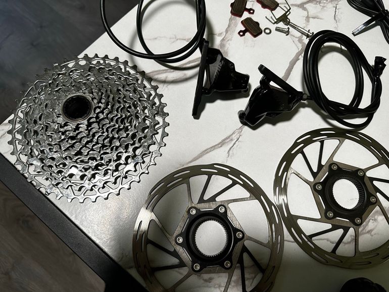 Used Sram Rival XLPR eTap AXS D1 Rear Derailleur 2025 bike — image 3 of 9