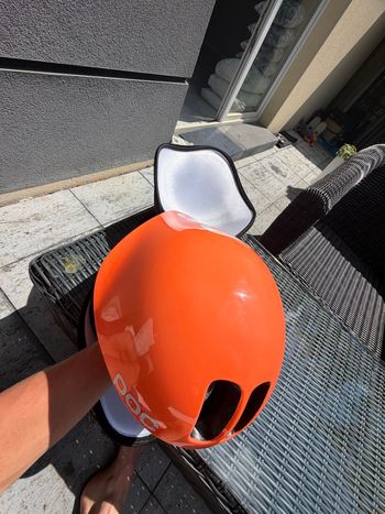 Used POC Tempor Helmet 2024 bike — image 4 of 8