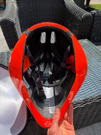 Used POC Tempor Helmet 2024 bike — image 3 of 8