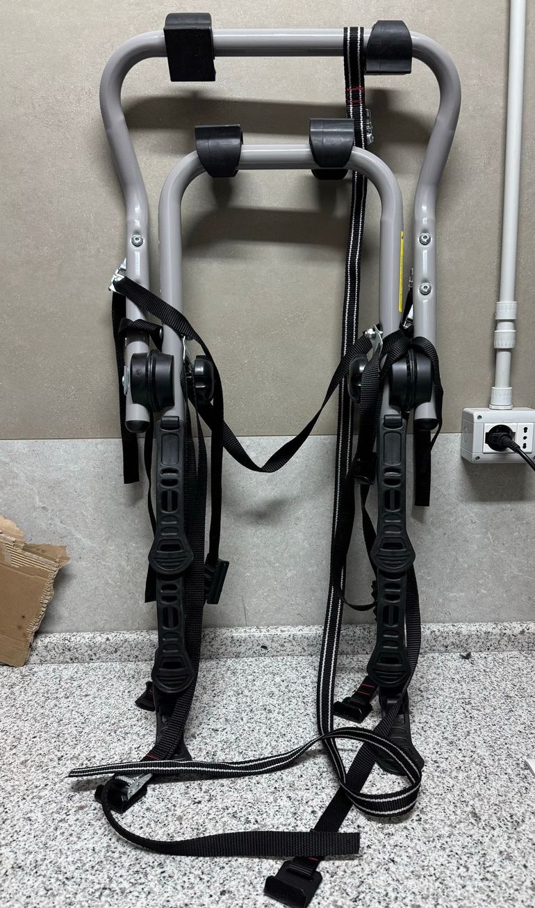 Used Peruzzo Portabici 3 posti bike — image 4 of 4