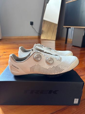 Used Bontrager RSL Road Shoes 2025 bike — image 4 of 7