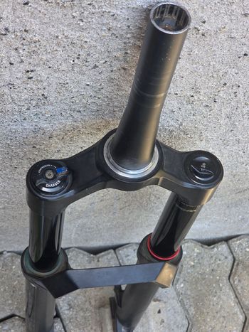 Used RockShox ZEB Suspension Fork 2024 bike — image 7 of 7