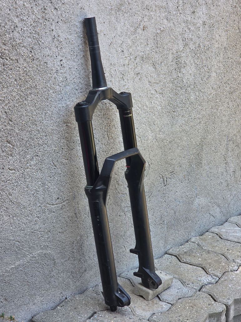 Used RockShox ZEB Suspension Fork 2024 bike — image 2 of 7