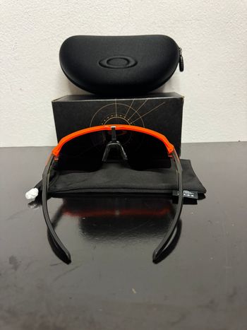 Used Oakley Sutro Lite Sweep 2026 bike — image 3 of 4