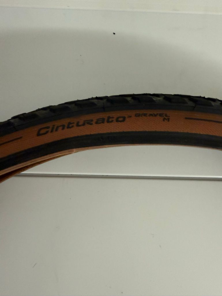 Used Pirelli Cinturato Gravel M Tire 700 x 45 2026 bike — image 1 of 5
