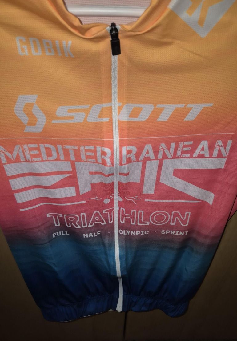 Used Gobik Cx Superlight Mediterranean Epic M Cycling Jersey bike — image 6 of 7