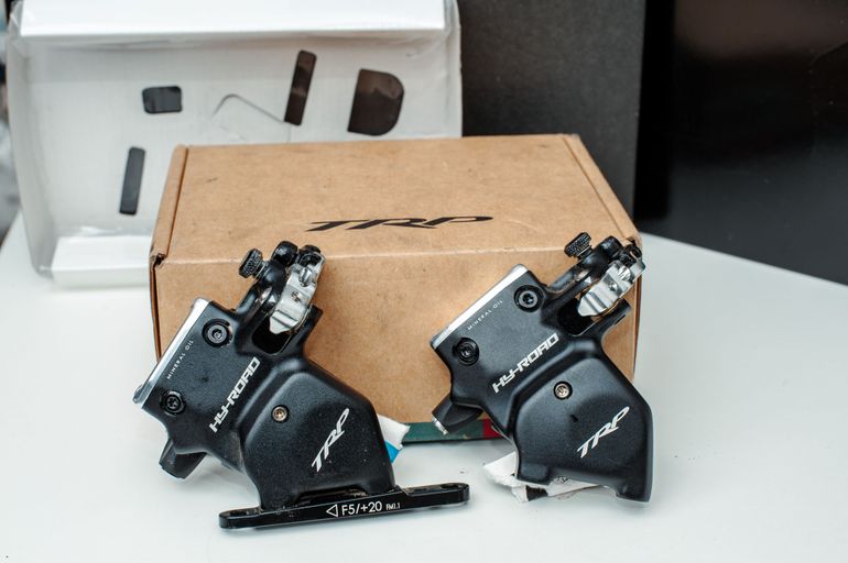 Used Trp HY/RD Flat Mount Brake Calipers Front and Rear bike — image 2 of 5