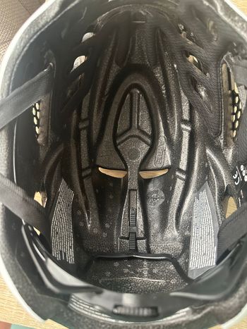 Used ABUS GameChanger Helmet 2026 bike — image 7 of 8
