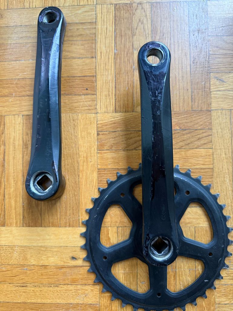 Used Microshift Advent 9 speed bike — image 2 of 4